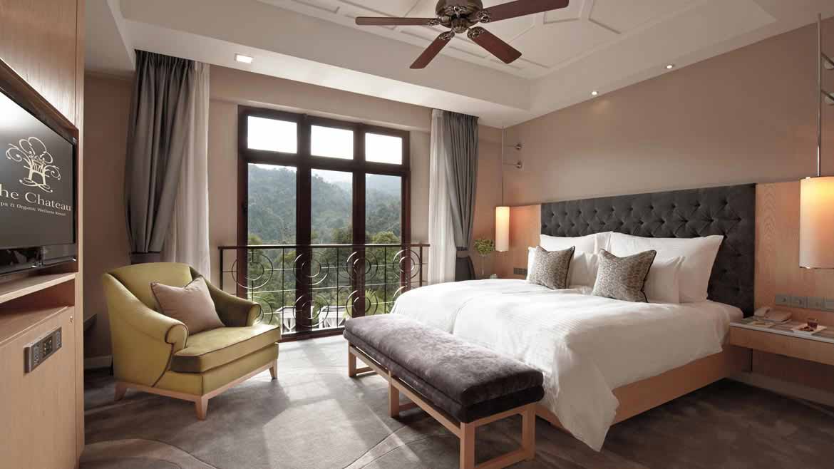 The-Chateau-Premier-Room