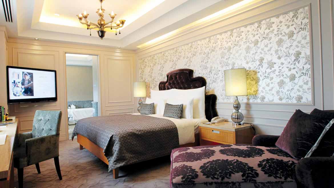 Deluxe Room - The Chateau Spa & Organic Wellness Resort